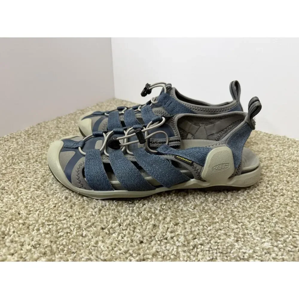 KEEN CNX Sandals Mens Size 10 Blue Waterproof Slip-On Hiking Bungee Lace
